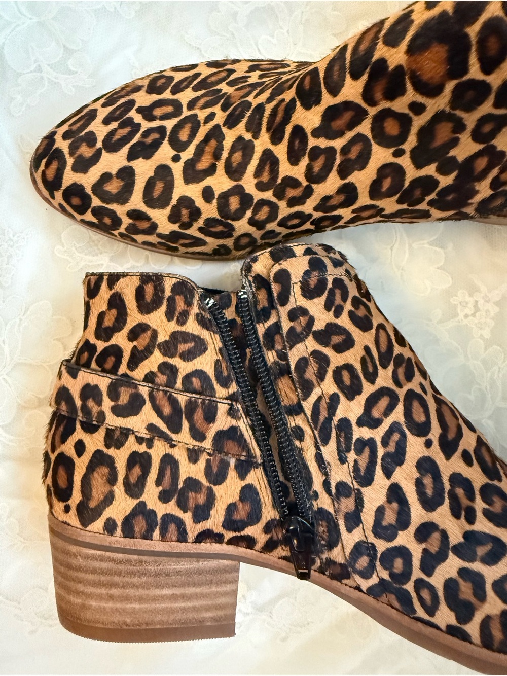 Gianni Bini Leopard Print Torloni Ankle Boots Stacked Heel Black & Congac 8.5 - Picture 7 of 14